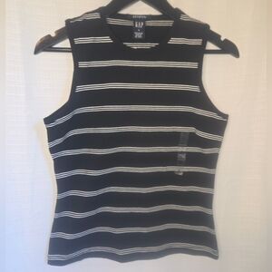 NWT Women's Size Small Gap Tank Top